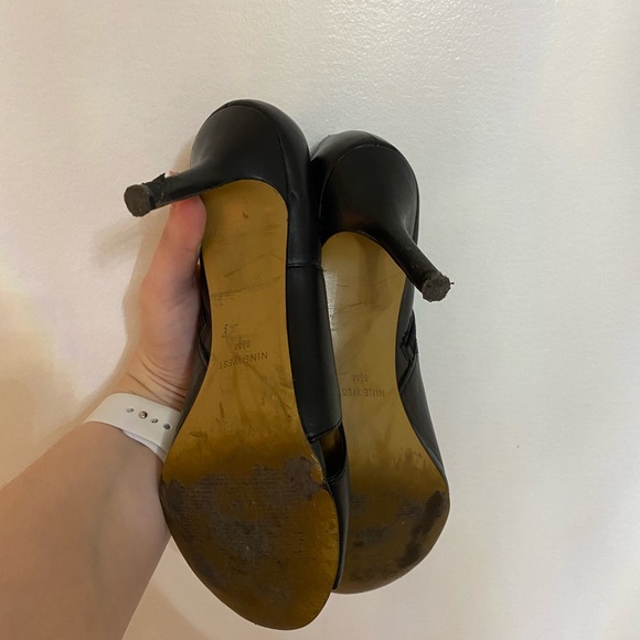 Nine West black booties - Picture 3 of 11